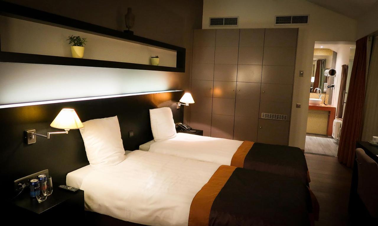 Hotel Van Eyck Maaseik Eksteriør bilde