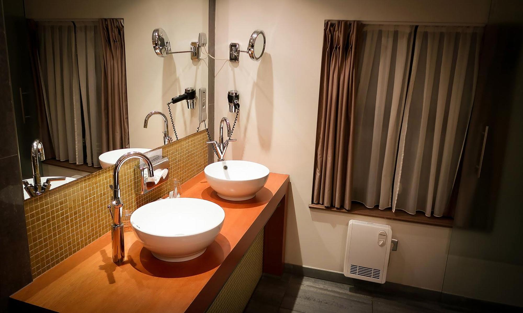 Hotel Van Eyck Maaseik Rom bilde